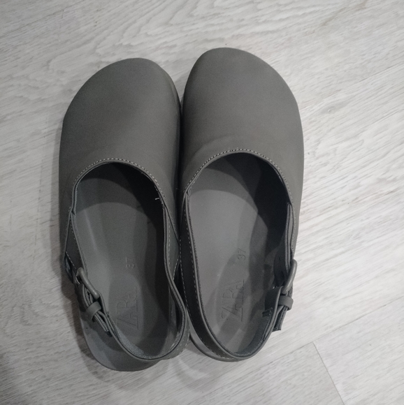 Zara Garden Clogs Size 37 - Picture 3 of 4